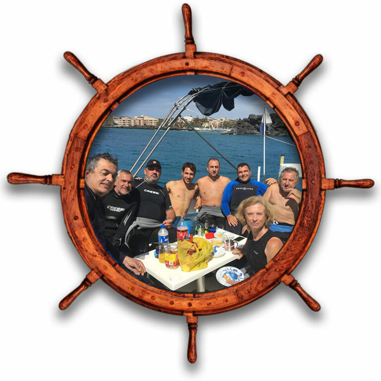 Reserva de barco yate para excursiones y actividades nauticas en Tenerfie Sur Las Galletas